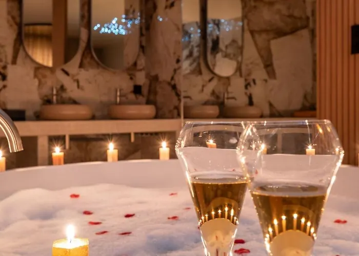 아파트 Ecrin Romantique, D'exception Avec Balneo